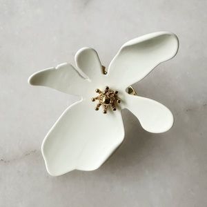 WANDERLUST + CO ring